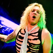 02steelpanther20