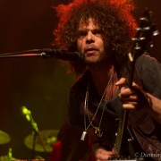 02-wolfmother-34