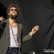 01_edward-sharpe-and-the-magnetic-zeros_05