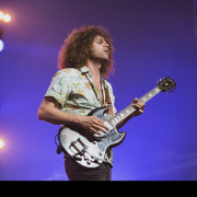02-wolfmother-012