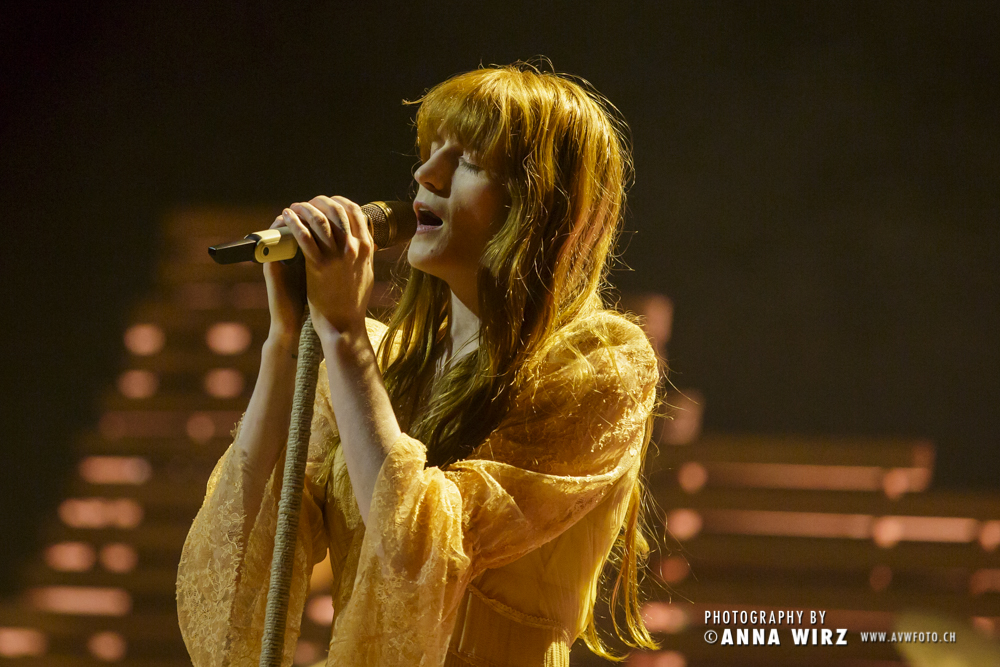 02_florence-and-the-machine-08