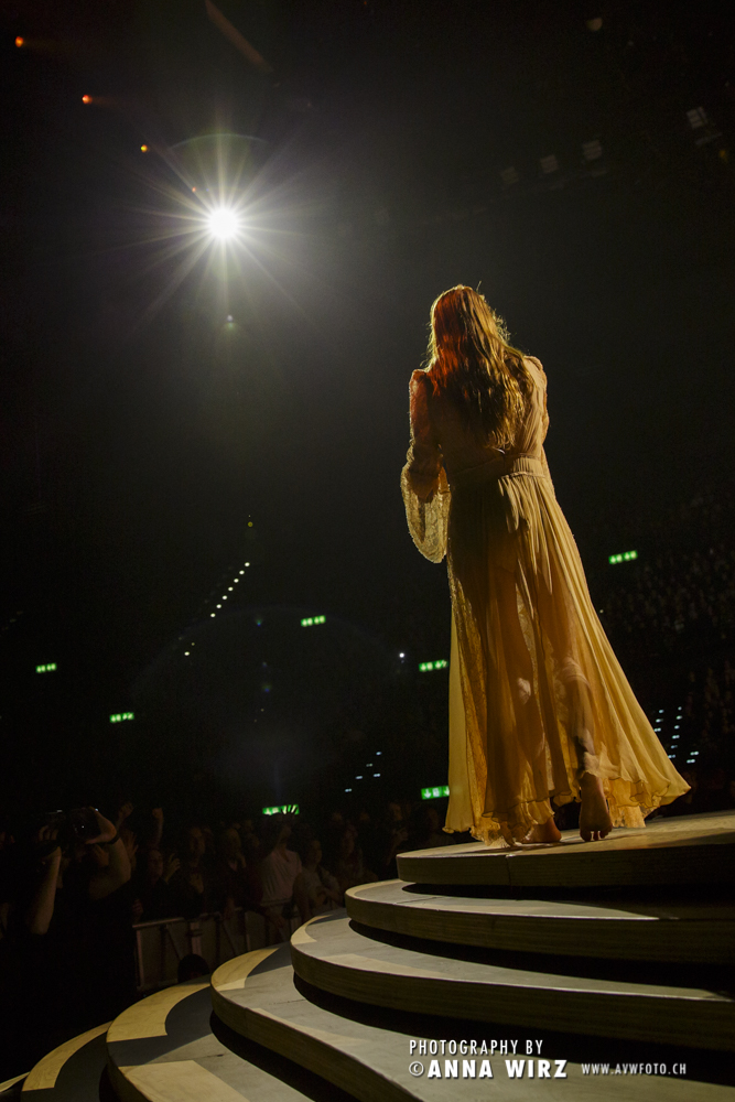 02_florence-and-the-machine-22