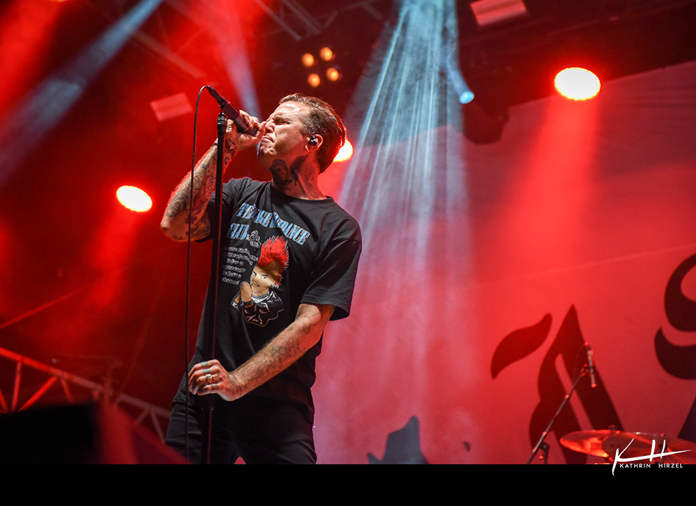 13-the-amity-affliction-04