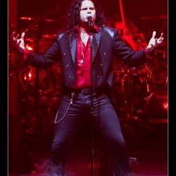 12_37-trans-siberian-orchestra-16_03_2011-oo