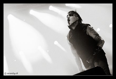 32_18-marilyn-manson-31_05_2012-oo