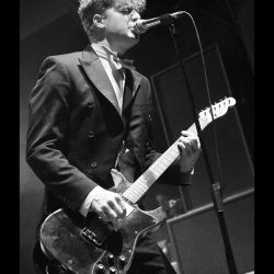 02-the-hives-9