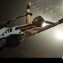 03_airbourne_009