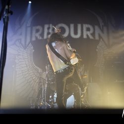 03_airbourne_023