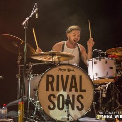 01-rival-sons_08
