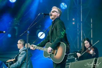 01-flogging-molly-9
