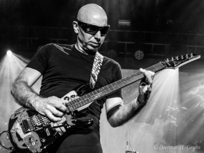 2016-06-30 Joe Satriani