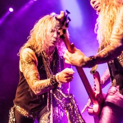 03-steel-panther-01