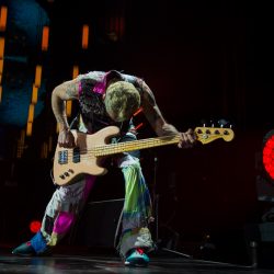 01_red_hot_chili_peppers_09