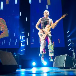 01_red_hot_chili_peppers_13