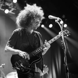 02-wolfmother-08