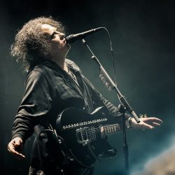 the-cure-32
