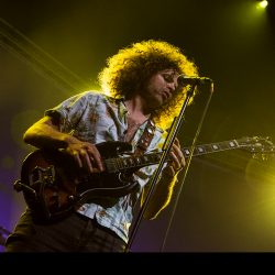 02-wolfmother-001