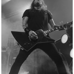 02-airbourne-22
