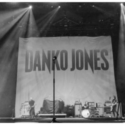 01-danko-jones-05