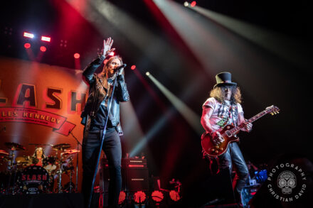 Slash ft. Myles Kennedy & The Conspirators