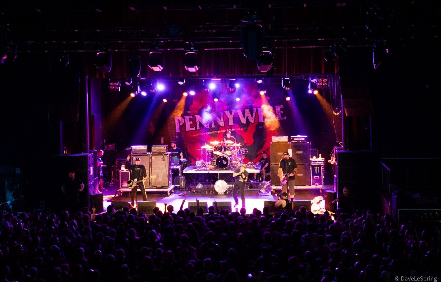 Die Reconstruction Tour 2025 im X-TRA- Pennywise