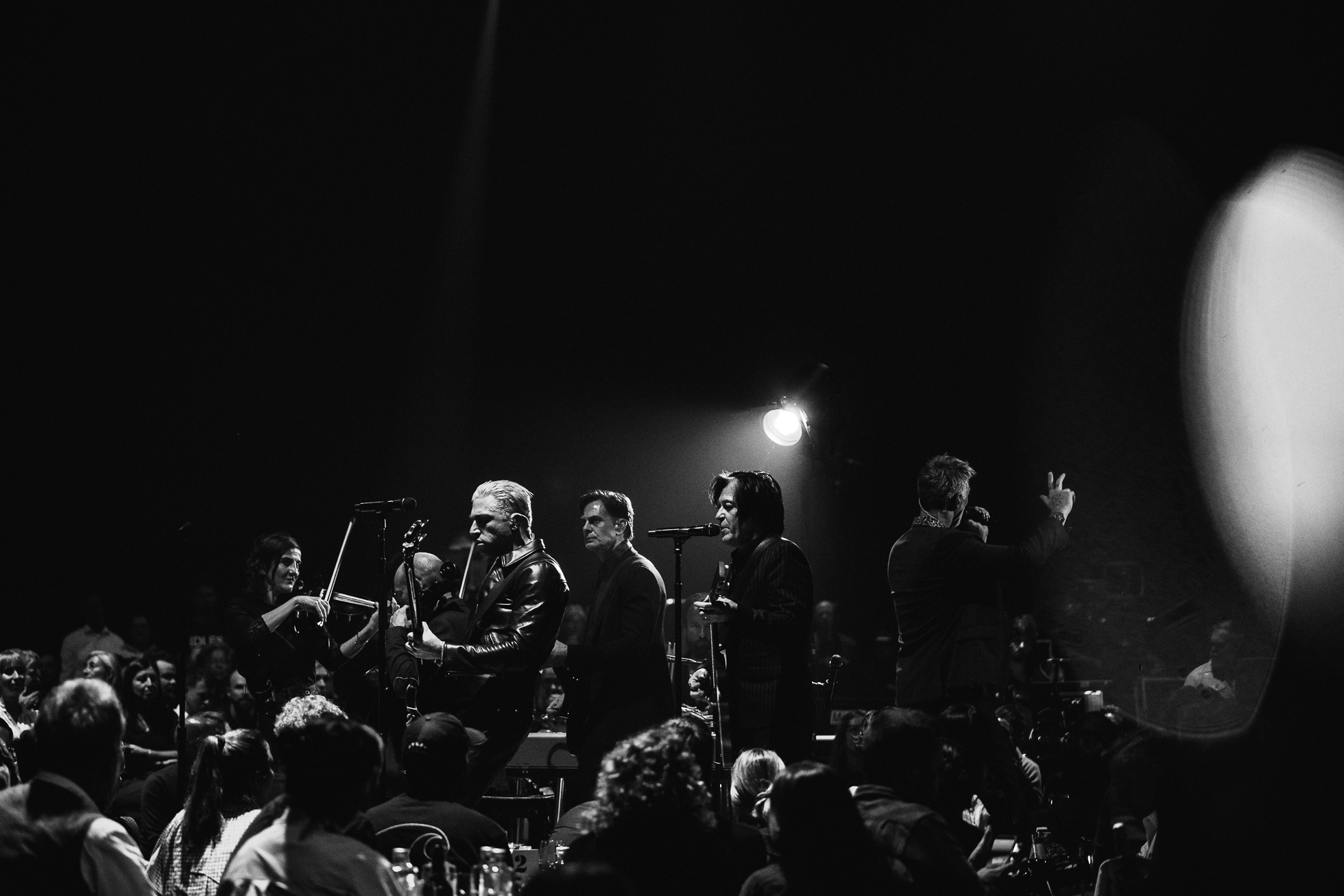 Queens Of The Stone Age bringen die Katakomben nach Basel