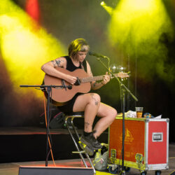 Sandra Guitare Courage